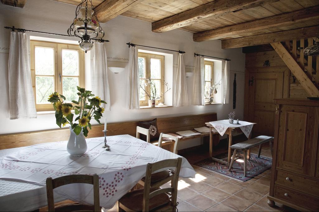 Gaestehaeuser Anni Ehrndorfer Ried im Innkreis Δωμάτιο φωτογραφία